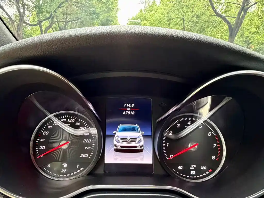 Mercedes-Benz V-Class 2020
