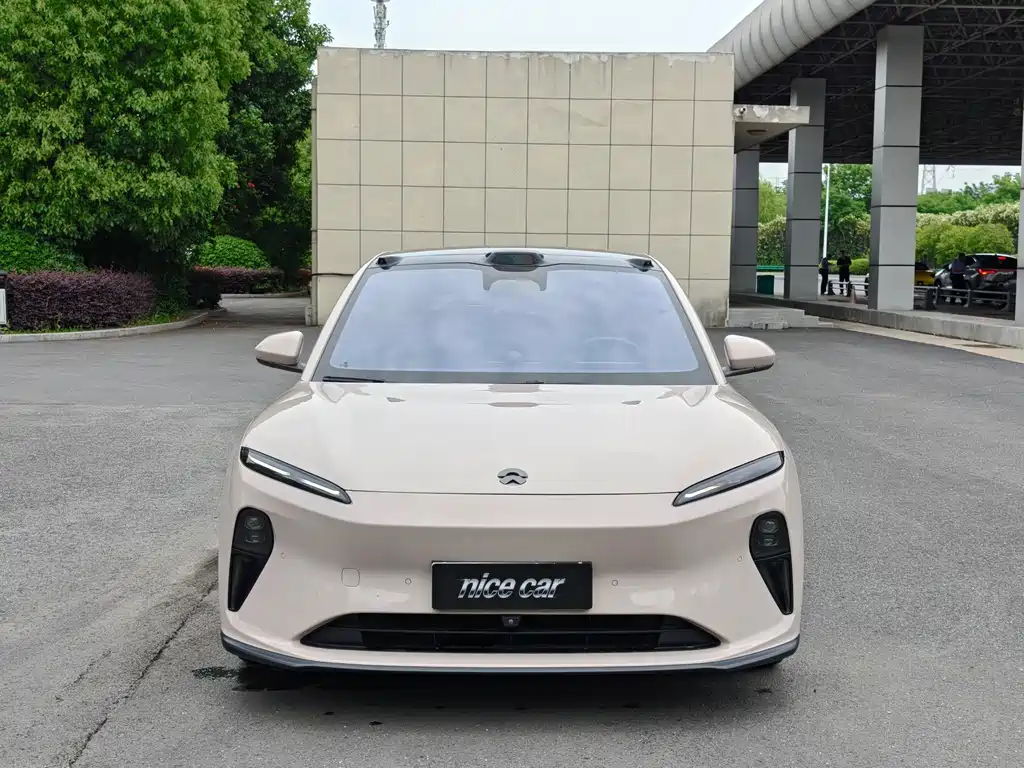 NIO ET5 2023