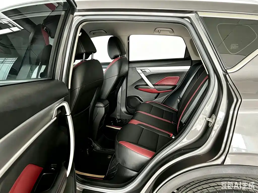 Geely Binyue 2022