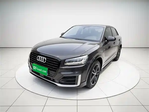Audi Q2L 2021