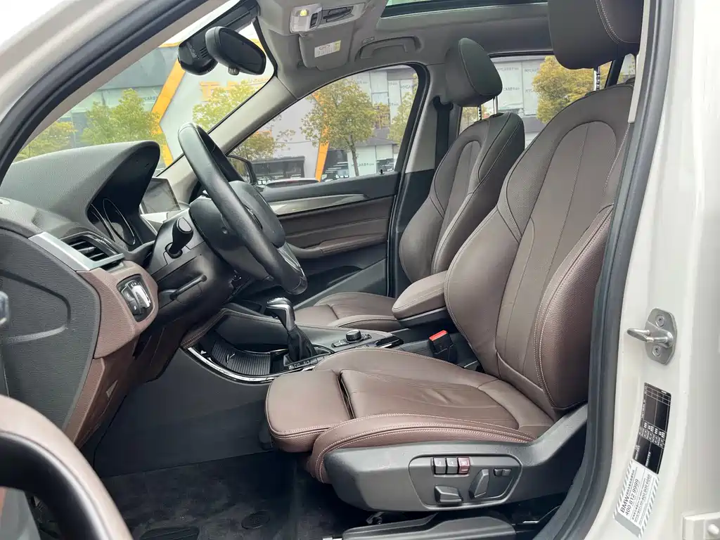 BMW X1 2019 — фото 12