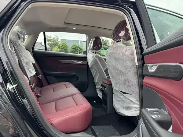 Hongqi H5 2026
