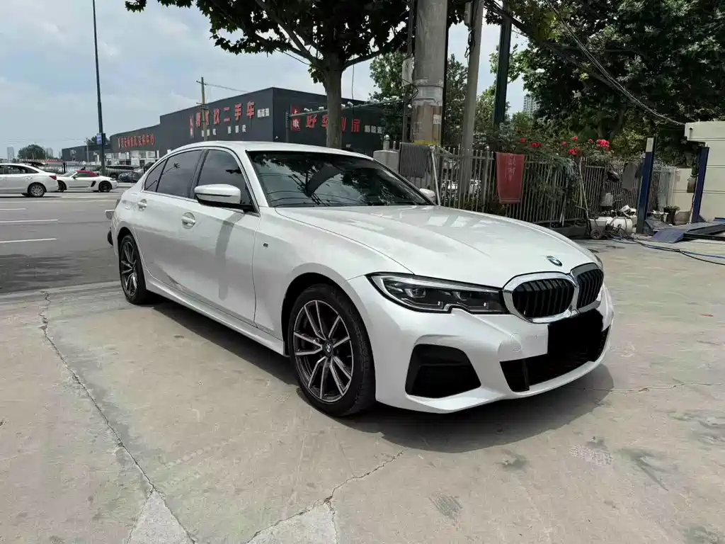 BMW 3 Series 2021
