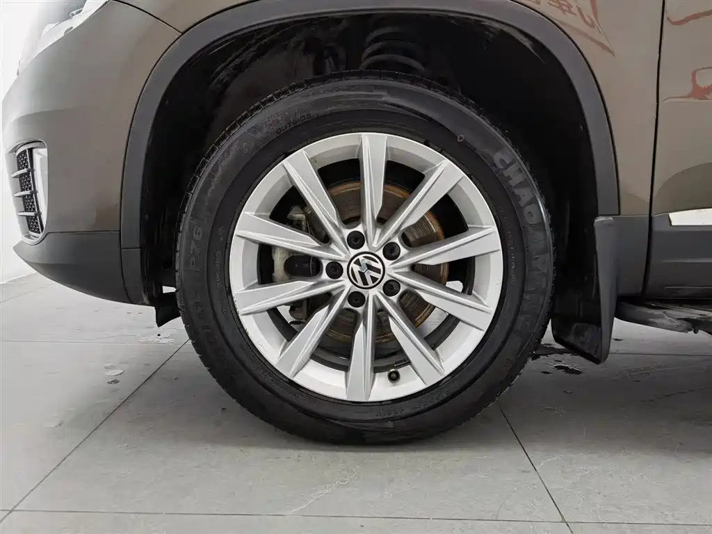 Volkswagen Tiguan 2018 — фото 17