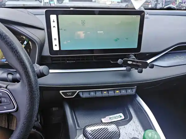 Geely Xingrui 2023