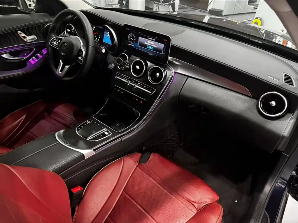 Mercedes-Benz C-Class 2019 — фото 20