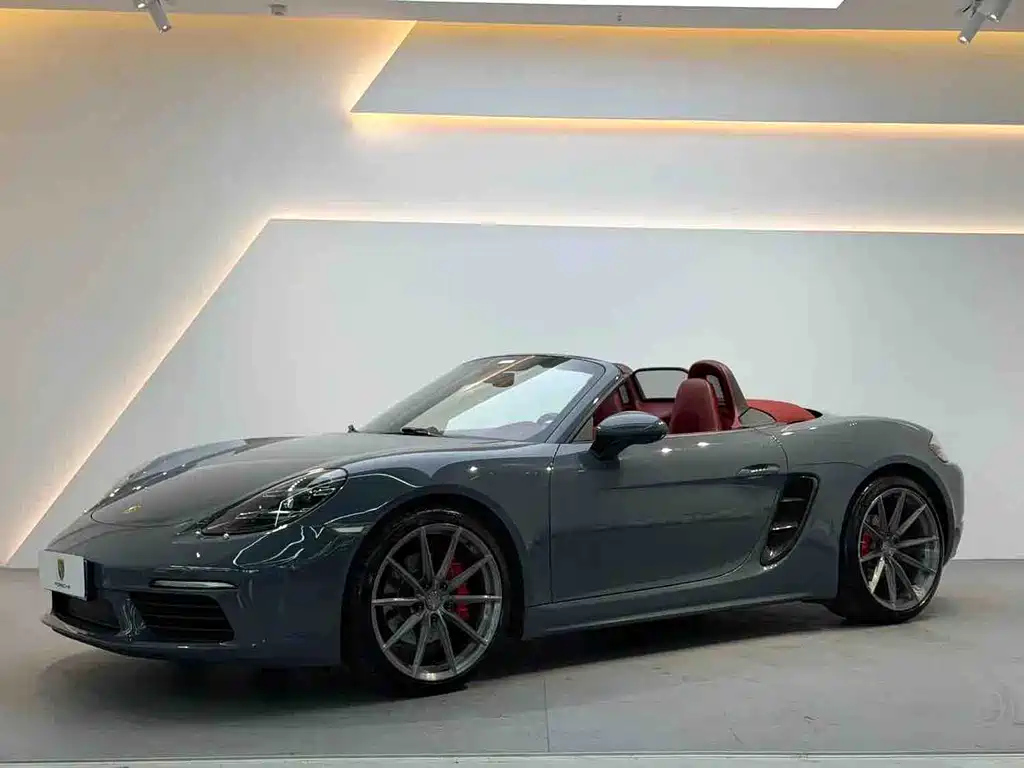 Porsche 718 2016