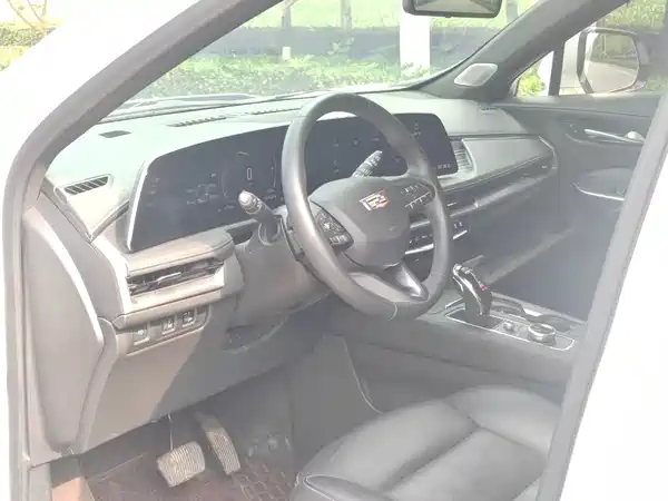 Cadillac XT4 2024