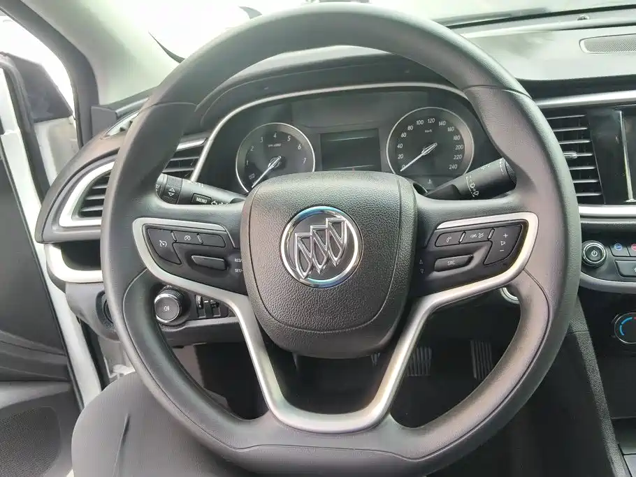 Buick Excelle 2021 — фото 14