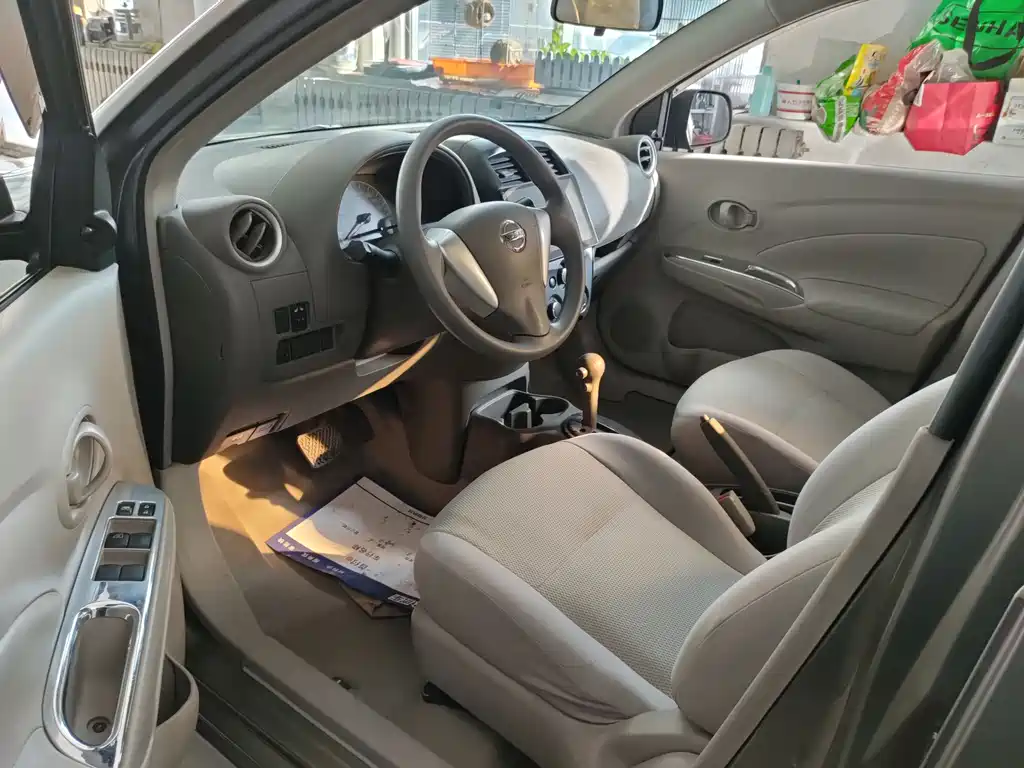 Nissan Sunny 2019