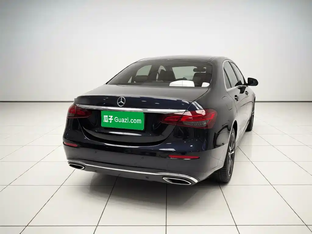 Mercedes-Benz E-Class 2022