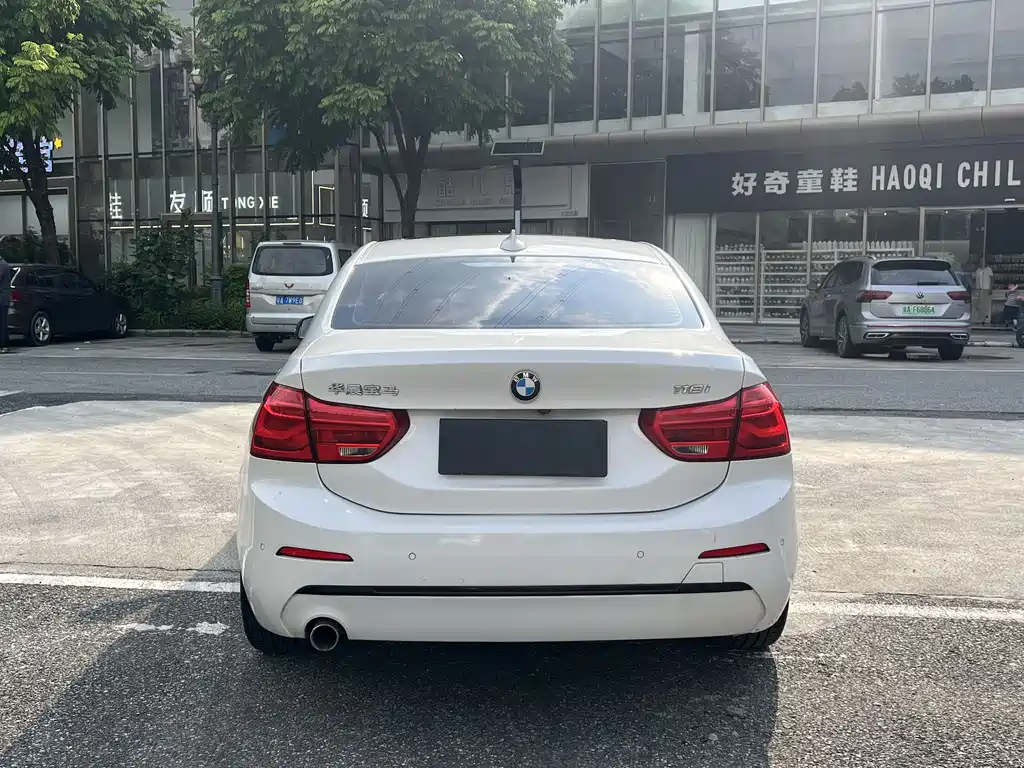 BMW 1 Series 2018