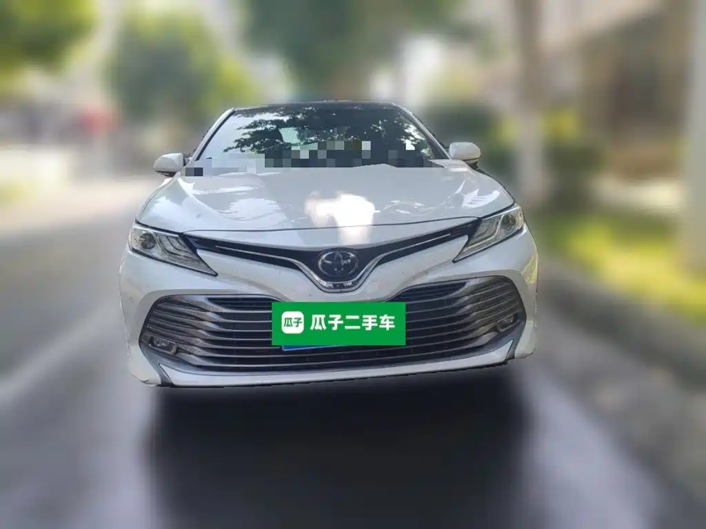 Toyota Camry 2020 — фото 24