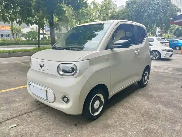 Wuling Hongguang MINIEV 2025
