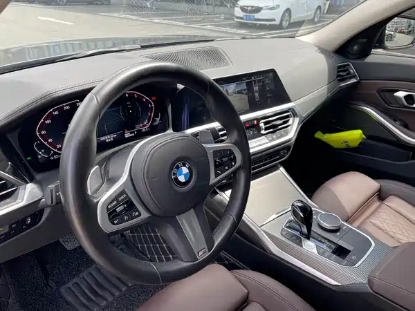 BMW 3 Series 2022