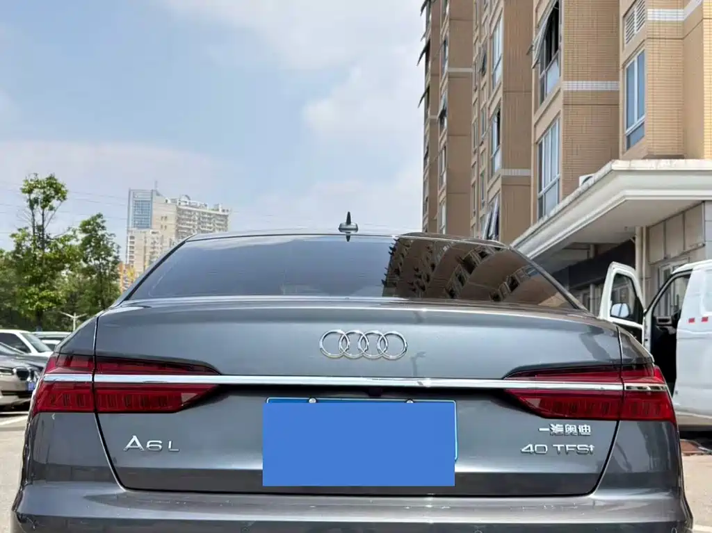 Audi A6L 2021