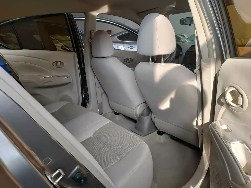 Nissan Sunny 2019 — фото 9