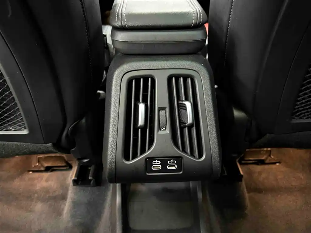BMW X1 2024 — фото 16