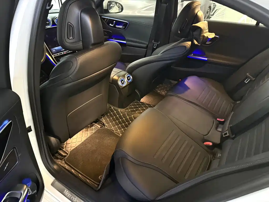 Mercedes-Benz C-Class 2022