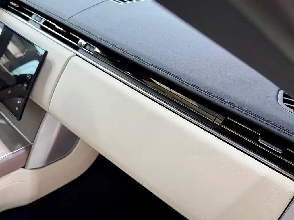 Land Rover Range Rover 2026 — фото 19