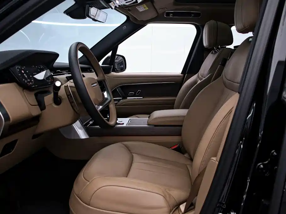 Land Rover Range Rover 2025 — фото 11