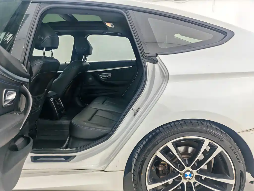 BMW 3 Series GT 2021 — фото 4