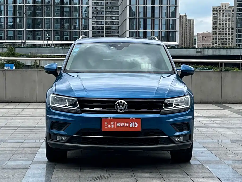 Volkswagen Tiguan 2017 — фото 2