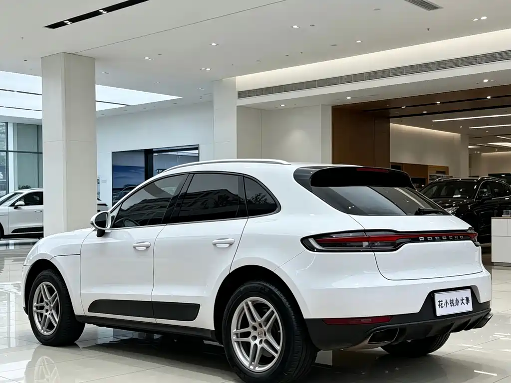 Porsche Macan 2019 — фото 7