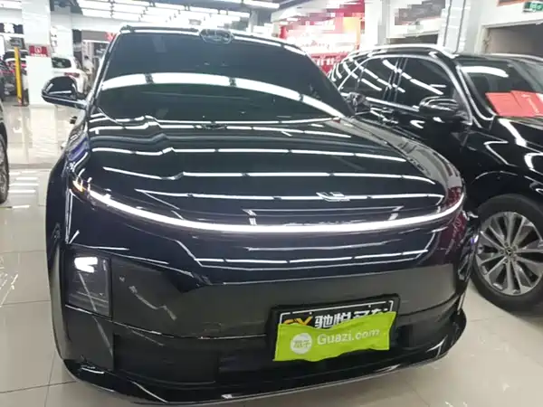 Li Auto L6 2024