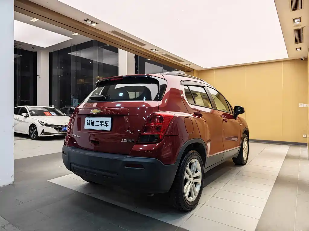 Chevrolet Trax 2015 — фото 28