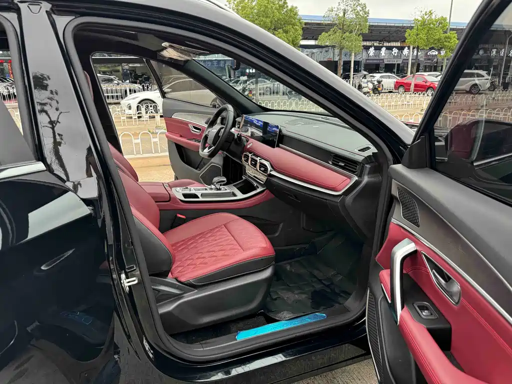 Jetour X70 PLUS 2025 — фото 10
