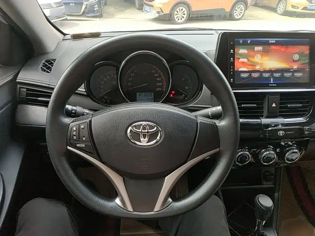 Toyota Vios 2023 — фото 11