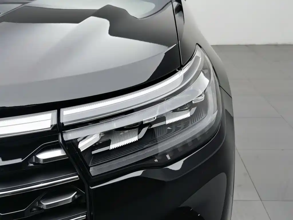 Ford Explorer 2025 — фото 7