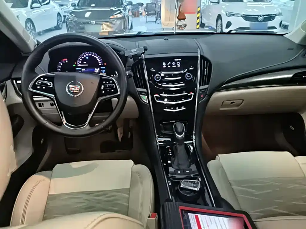 Cadillac ATS-L 2015 — фото 10