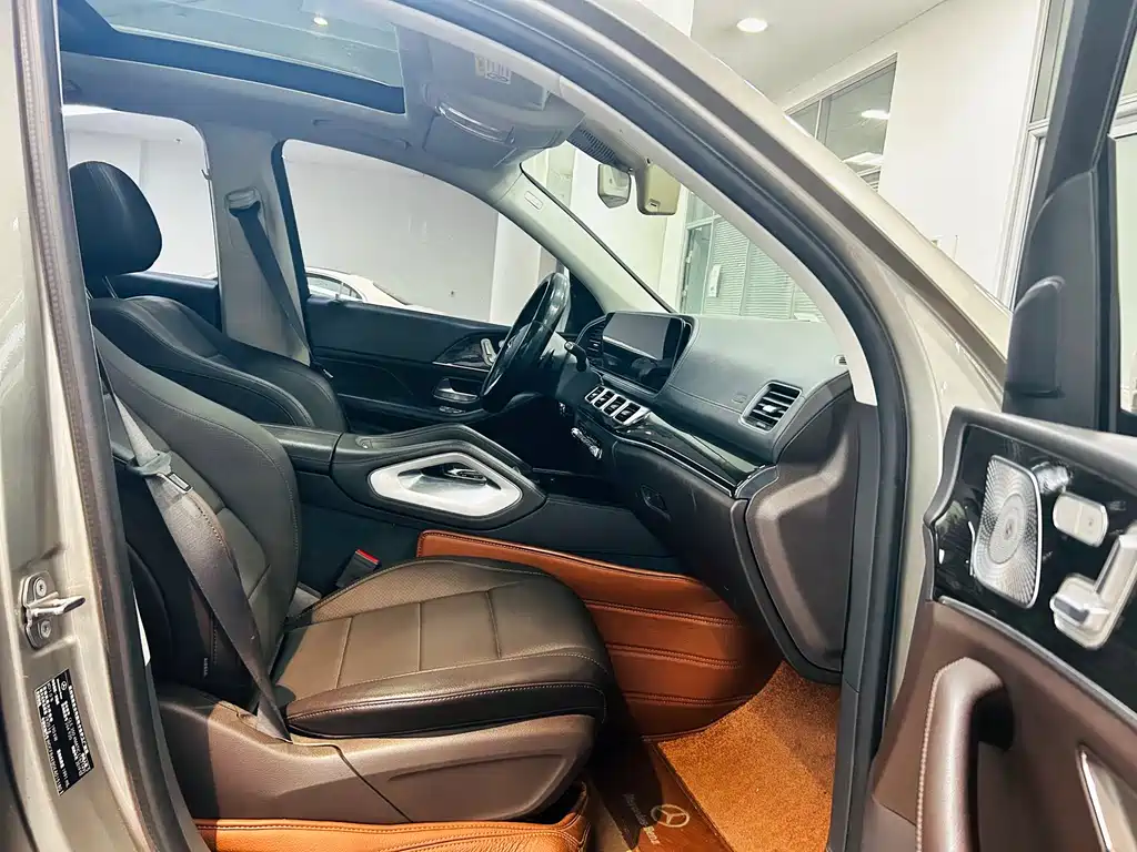 Mercedes-Benz GLE 2019 — фото 16