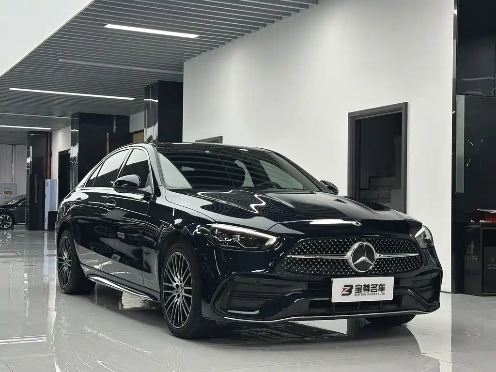 Mercedes-Benz C-Class 2025