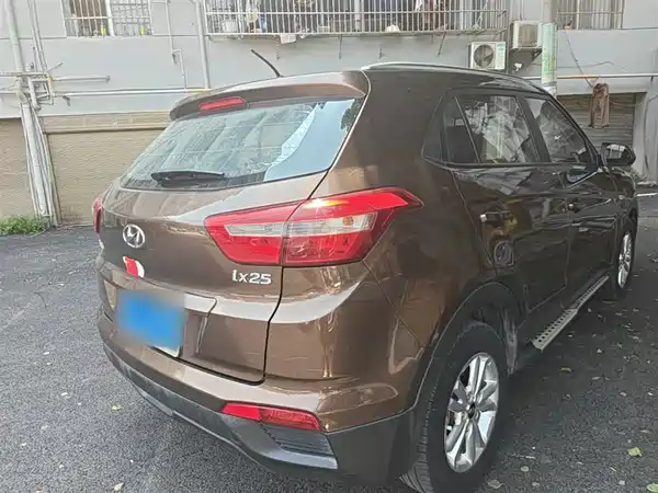 Hyundai ix25 2015