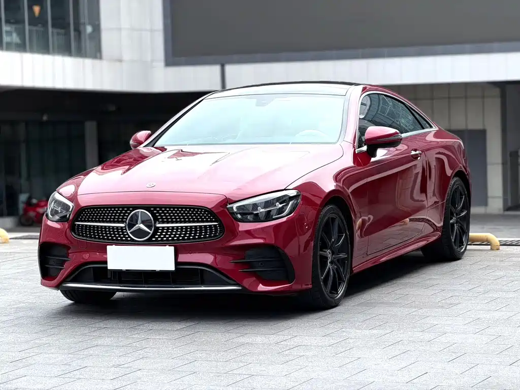 Mercedes-Benz E-Class 2022