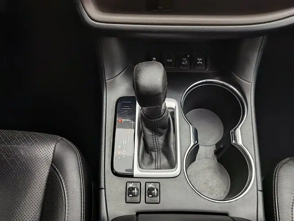 Toyota Highlander 2017 — фото 13