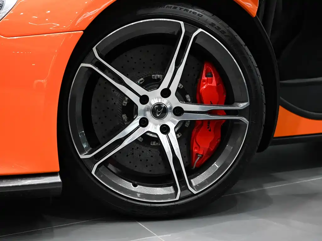 McLaren 650S 2014 — фото 22