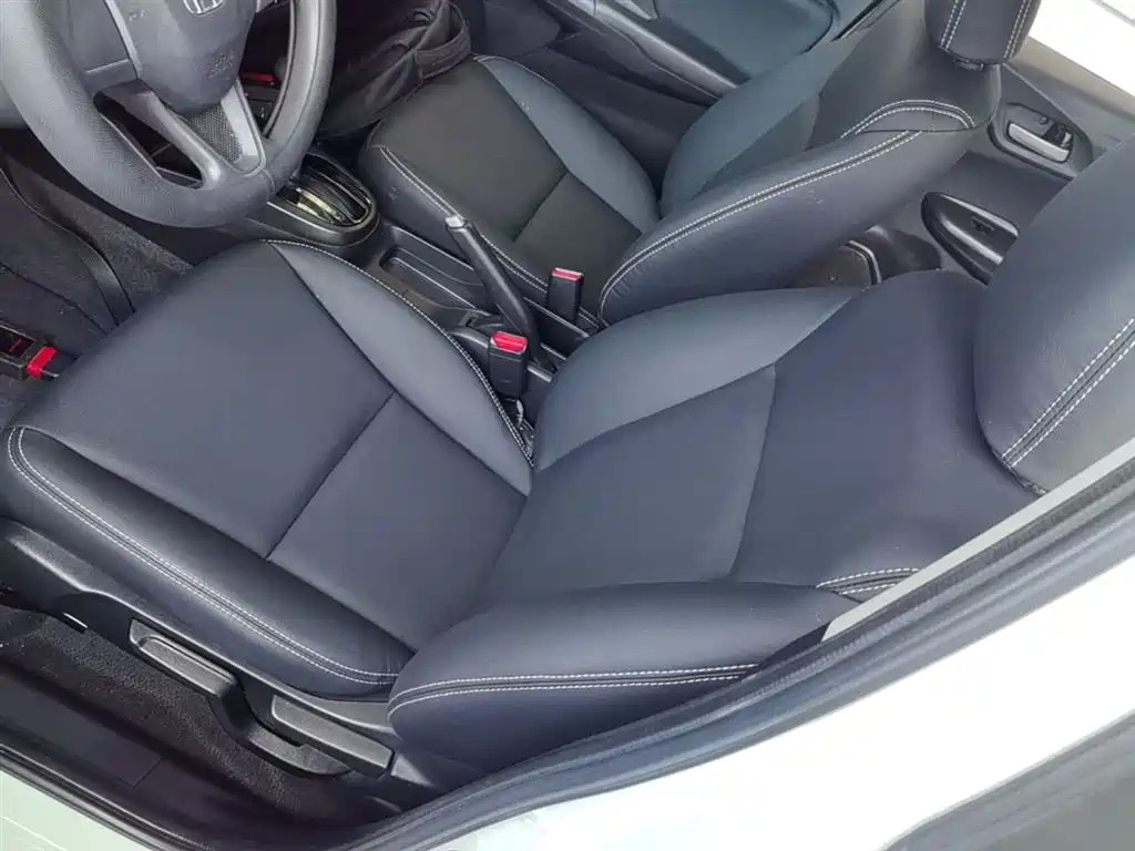 Honda Fit 2017 — фото 15