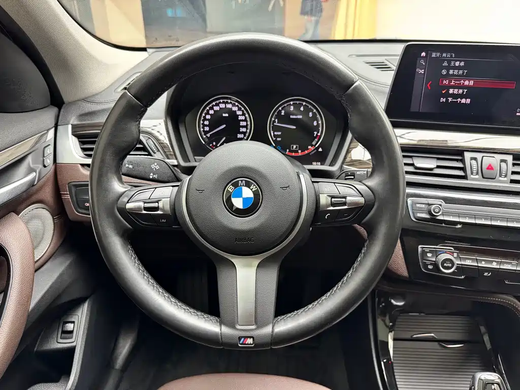 BMW X1 2022 — фото 9