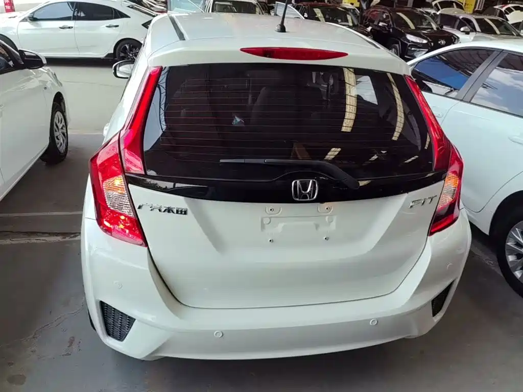 Honda Fit 2017 — фото 6