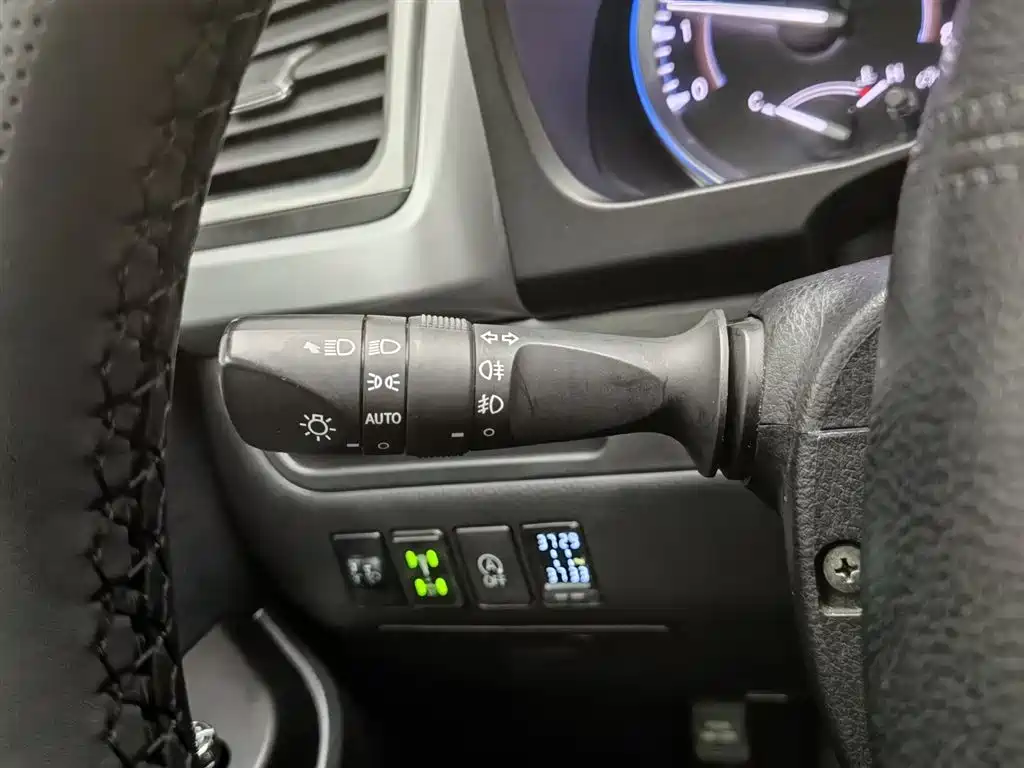 Toyota Highlander 2017 — фото 21