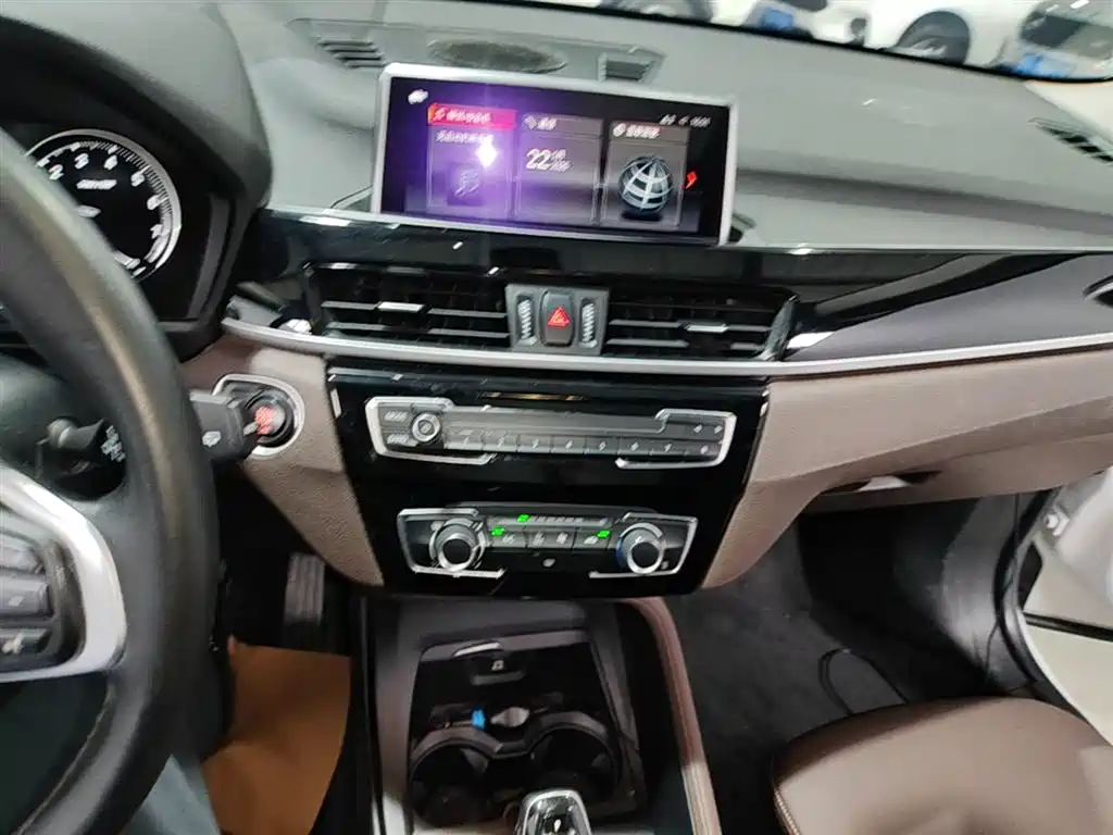 BMW X1 2020 — фото 13