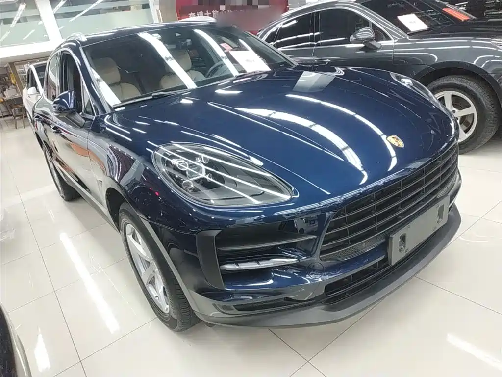 Porsche Macan 2019 — фото 22