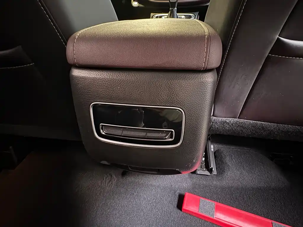 GAC Trumpchi M6 2023 — фото 13