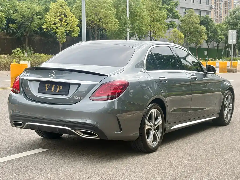 Mercedes-Benz C-Class 2019