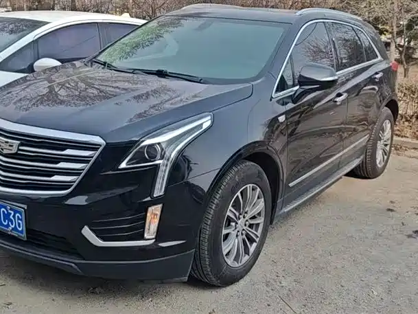 Cadillac XT5 2018 — фото 1