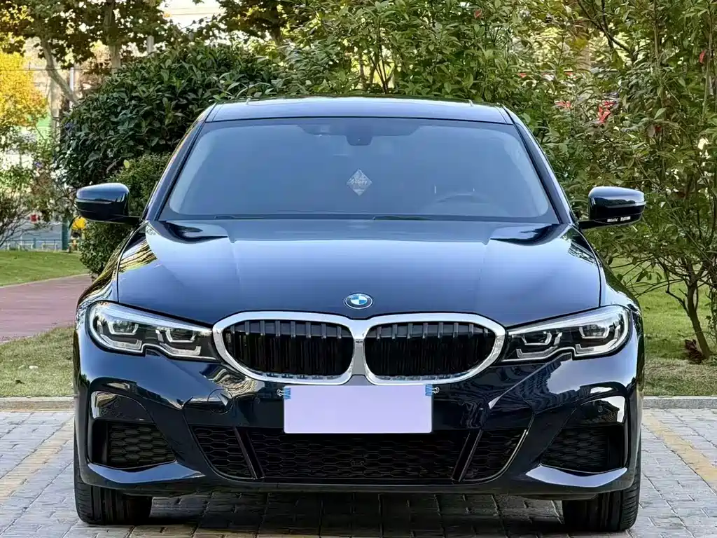 BMW 3 Series 2021